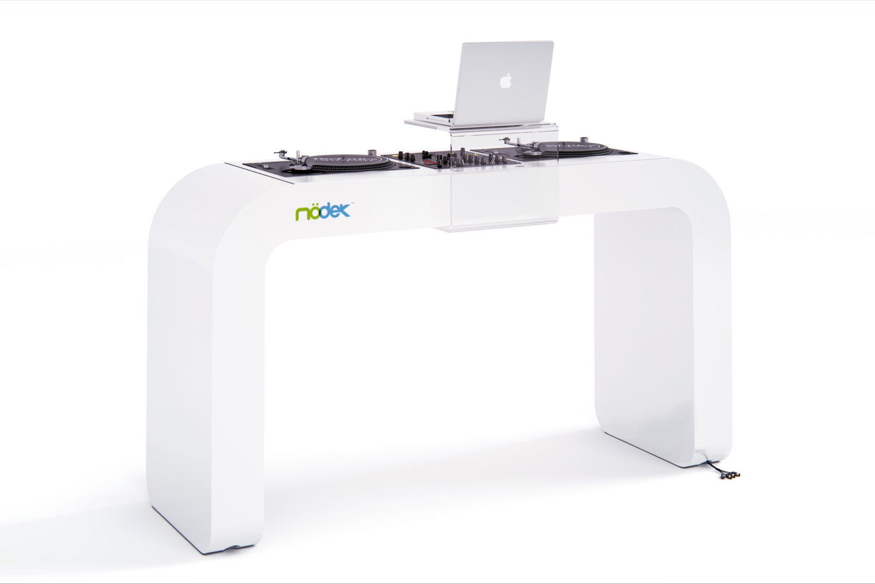 Cabina MÖDEK EVOLUTION PRO con portátil sobre soporte de metacrilato integrado y platos a la vista